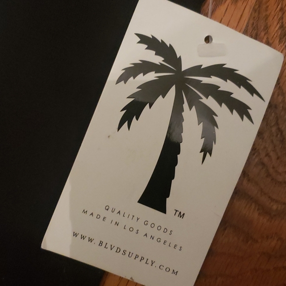 Shirt - Picture 2 of 4